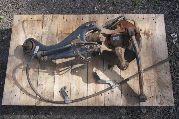 HYUNDAI i30 II Mozzo Posteriore Destro 2013 OEM 59930-A6300 image 3