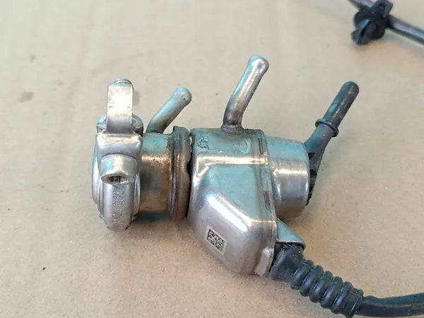 Injecteur AdBlue CUPRA FORMENTOR 2.0 TDI 110KW 2024 05L131113Q image 5