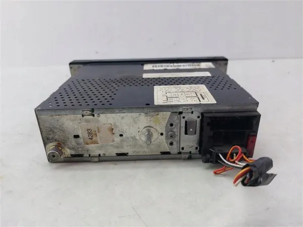 OEM 4D0035192A Audi A8 D2 Tehdas-CD-radio image 5