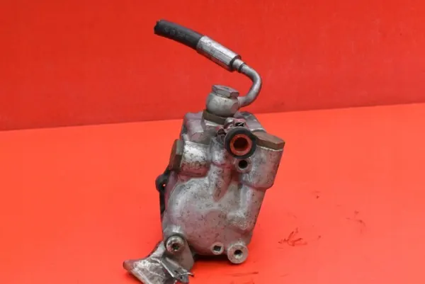 Bomba dirección asistida 6780848 BMW E60 E61 2.0D 177CV LIFT 07-10 image 4