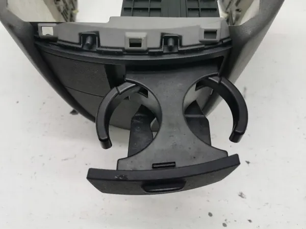 Middenconsole Afdekking Hyundai H-1 II OEM 84615-4H010 image 4
