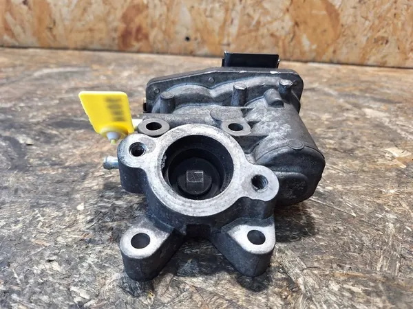 EGR-venttiili Nissan Navara D40 Pathfinder R51 2.5 DCI OEM image 3