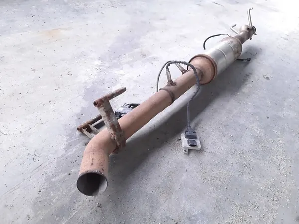 Mercedes-Benz Sprinter W907 DPF Catalytic Converter A9064902614 image 3