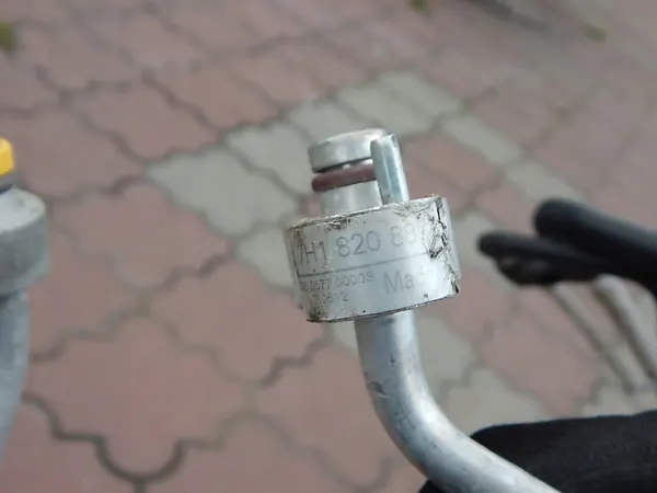 VW T5 MULTIVAN Ilmastointiletku Setti 7H1820725D image 4