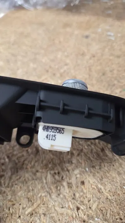 AUDI A7 S7 RS7 4G8 C7 10-18 Vasemman Etuoven Kahva image 6