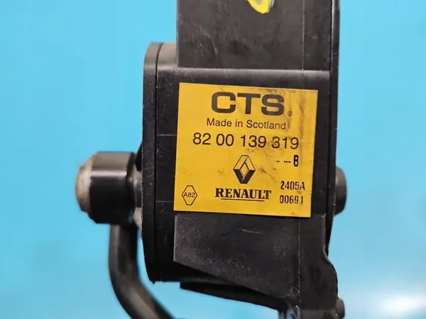 Gaspedaalpotentiometer OEM 8200139319 Renault Modus image 10