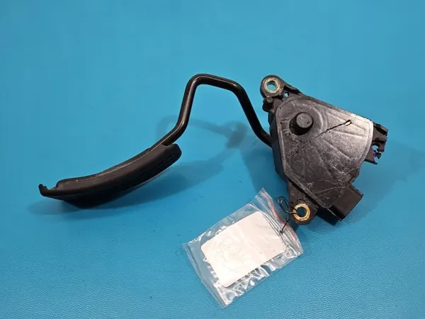 Gaspedaalpotentiometer OEM 8200139319 Renault Modus image 5