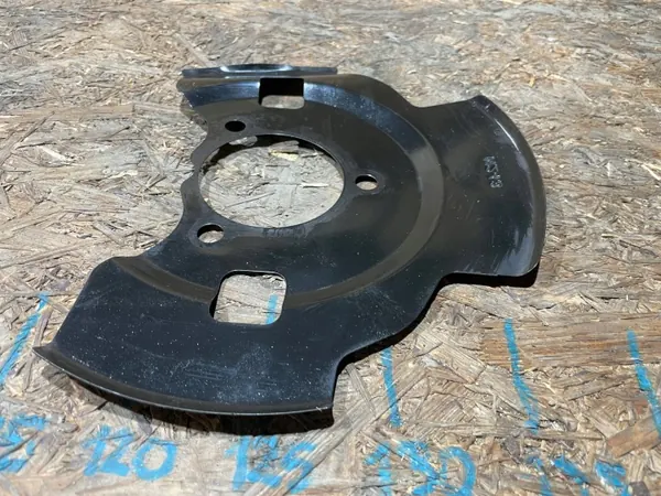 Mazda MX5 ND Linker Achter Remschild OEM S2601A017 image 4