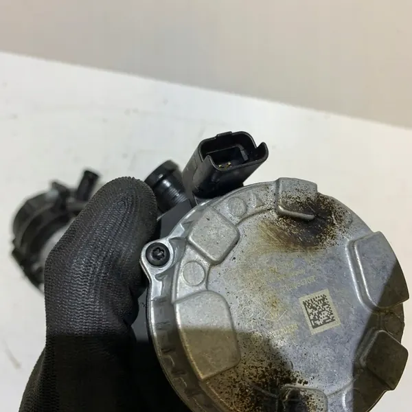 Vattenpump DACIA DUSTER II 1.5 DCI ADBLUE image 4