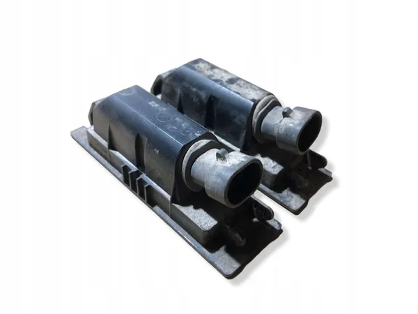 Opel Astra Kennzeichenbeleuchtung OE 13139990 image 5