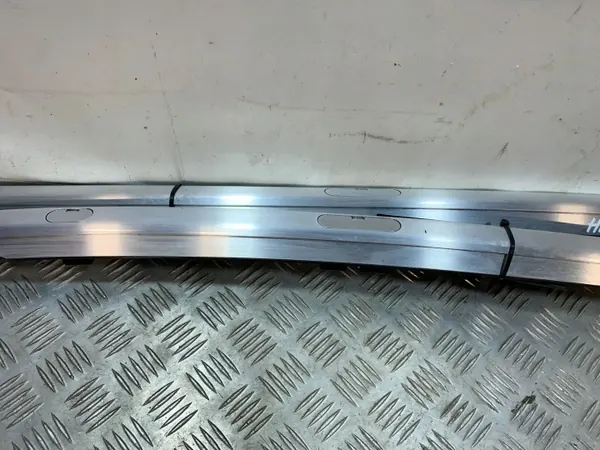 Barras de techo Honda HR-V OEM FBZ4205 - Usado image 5