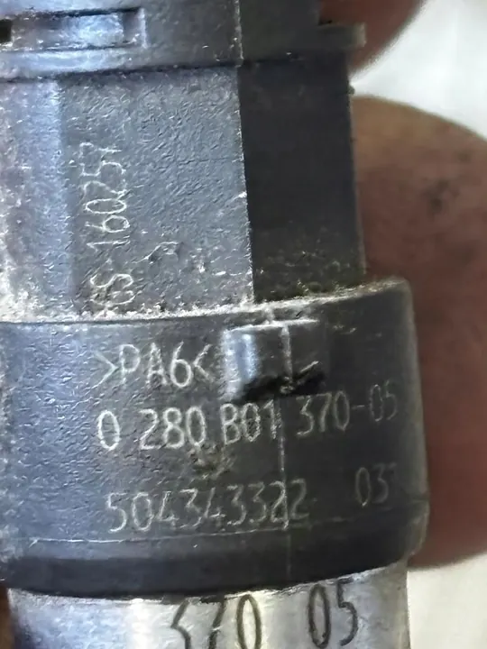 Inyector Fiat Ducato 2011 image 2