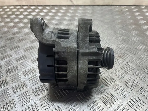 Vaihtovirtageneraattori BMW 5 F10 F11 OE 8507624 image 2