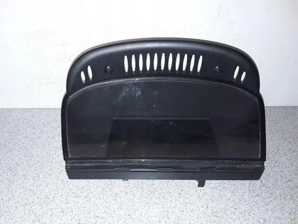 BMW 5 Touring E61 navigationsskärm OEM 65826986287 image 2