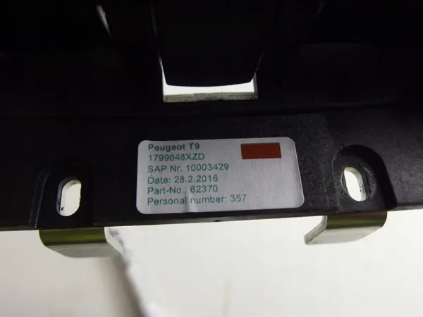 OEM 1799648XZD Accoudoir Cuir Noir pour Peugeot 308 II image 5