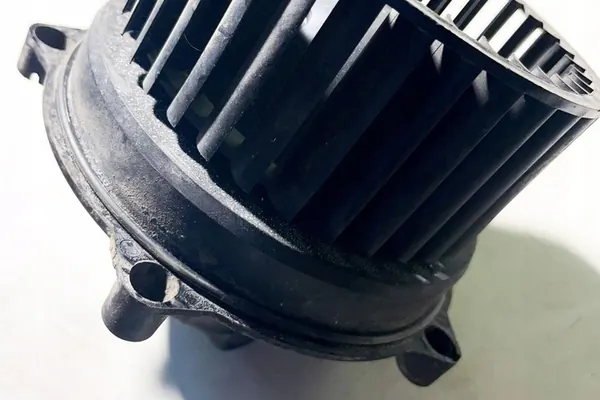 Motor de aquecimento VW TRANSPORTER IV FURGON 2.5L image 2