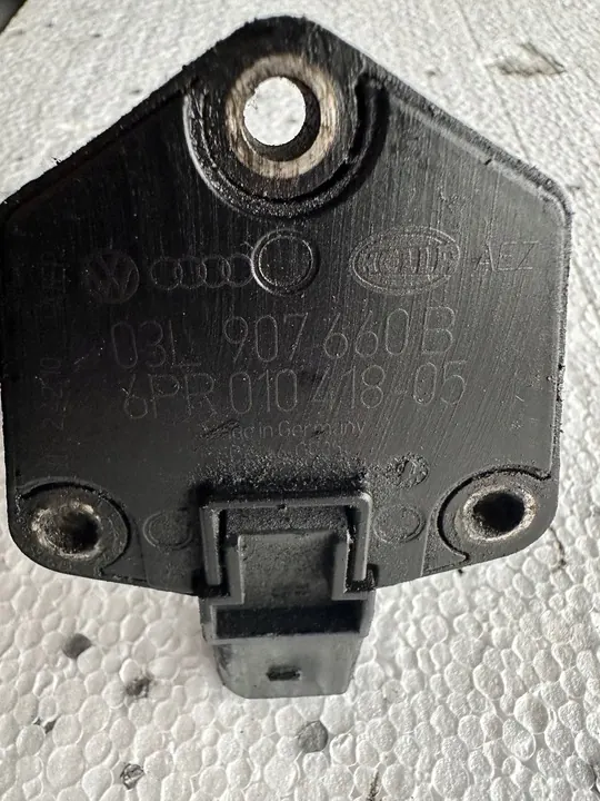 Audi öljynsensors 03L907660B image 2