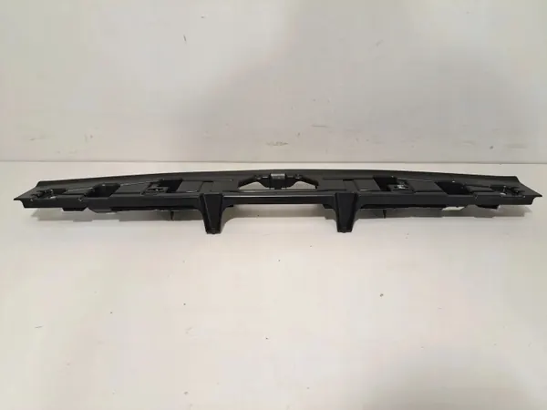 BMW XM Hecktunnelabdeckung OEM 9873649 - Gebraucht image 4