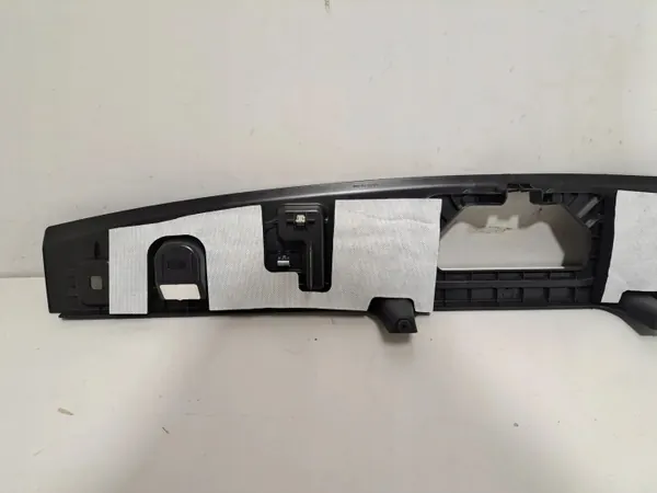 BMW XM Hecktunnelabdeckung OEM 9873649 - Gebraucht image 6