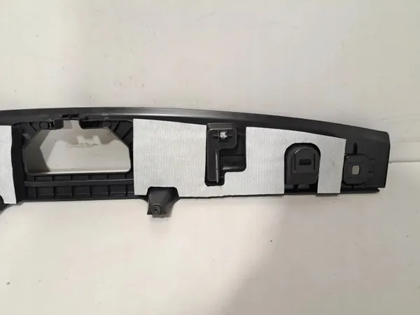 BMW XM Hecktunnelabdeckung OEM 9873649 - Gebraucht image 7