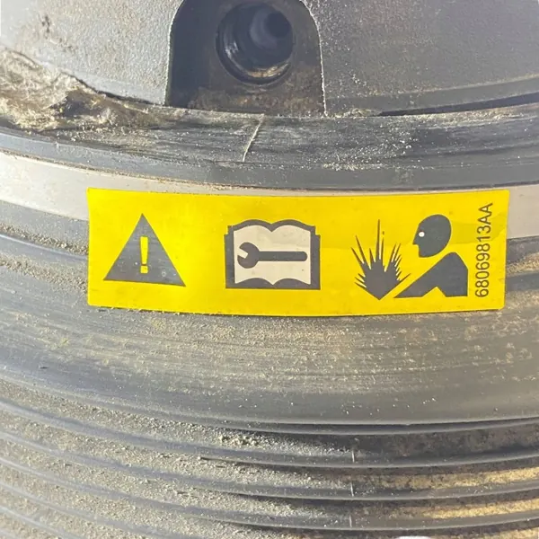 Jeep Grand Cherokee Vänster bak luftfjädringspåse OEM 68258355AB image 8