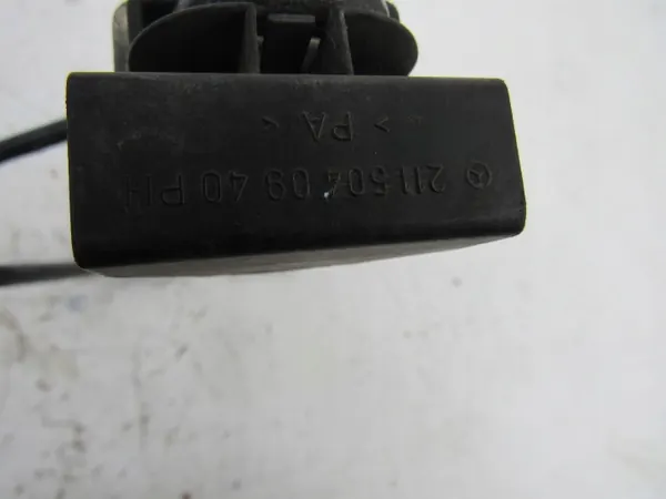 Refroidisseur d'huile direction OEM A2115040940 Mercedes image 4