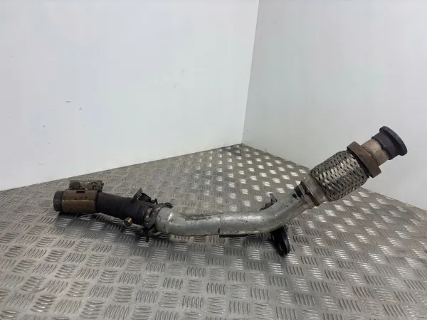 Tubo flexível escape Audi A3 S3 8V 2015 OEM UVY38181 image 2