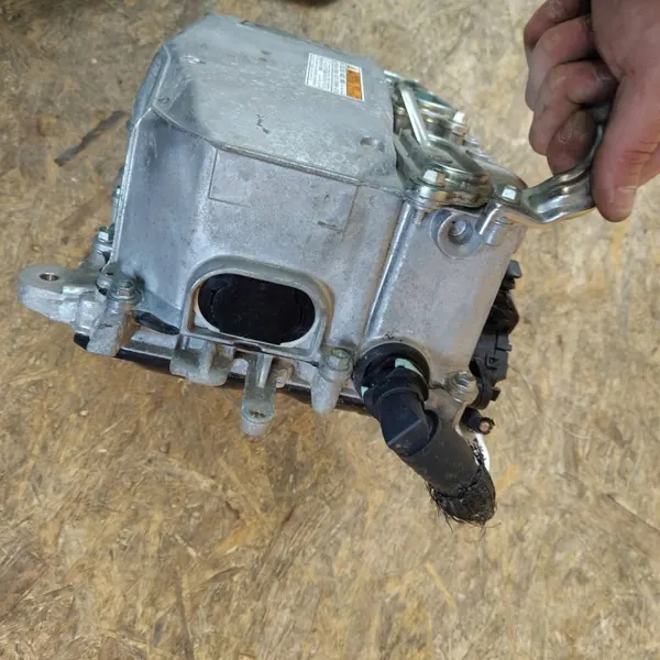 Amortisseur d'onduleur Toyota Yaris III 1.5B OEM G9200-52033 image 6