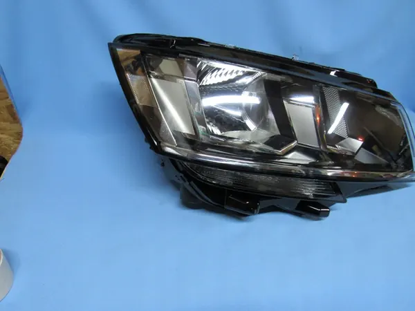 Farol direito VW T6.1 Transporter Multivan H7 image 3