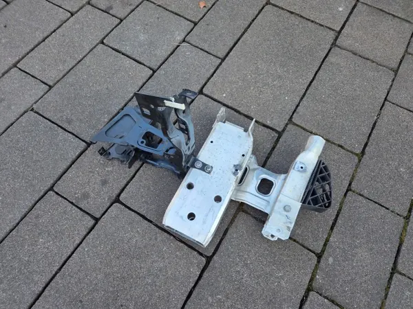 OEM 7266192 8051190 BMW Scheinwerferhalterung Rechts Vorne image 5