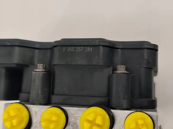 ABS-pomp OEM 476605476R voor Renault Twingo III image 7