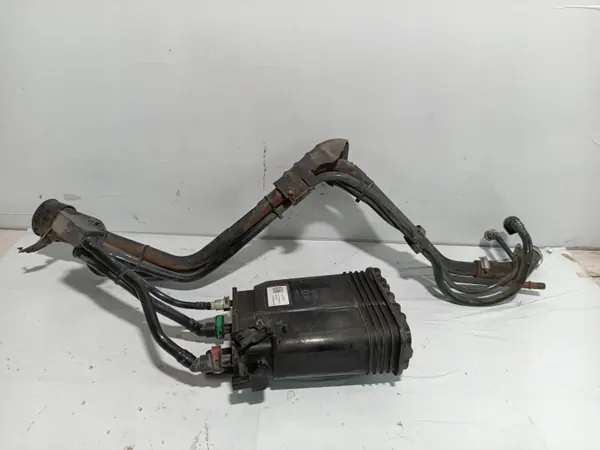 Manguera combustible evaporador 2017 Cadillac CT6 84105338 image 2