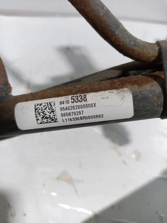 Manguera combustible evaporador 2017 Cadillac CT6 84105338 image 3