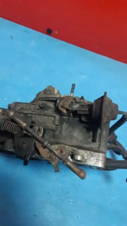 Mercedes W123 Vergaser OEM 6265656 - Gebraucht image 4