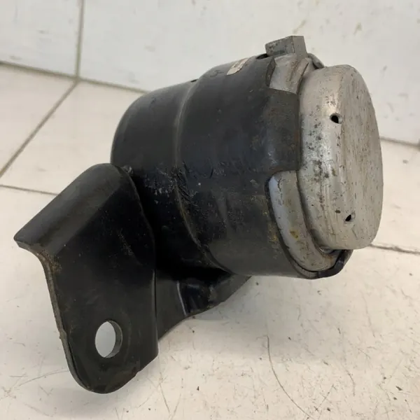 Moottorin kiinnike OEM 47852874565269854569845632 Jeep Wranglerille image 6
