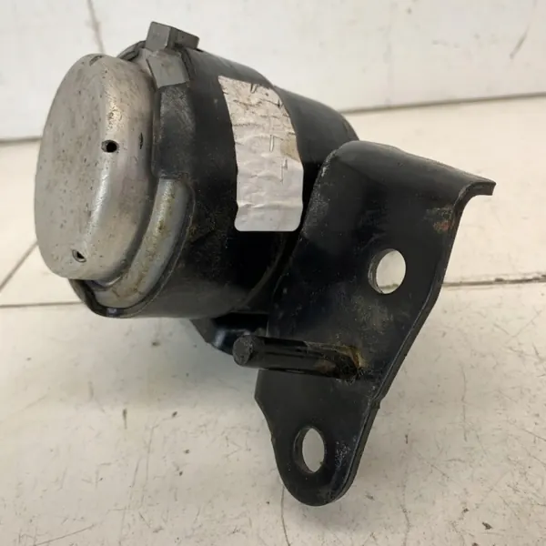 Moottorin kiinnike OEM 47852874565269854569845632 Jeep Wranglerille image 7