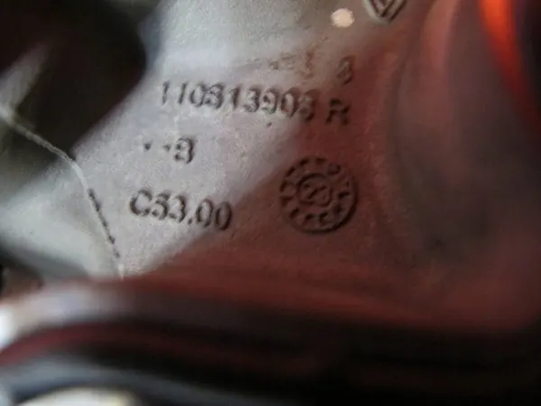 Thermostatgehäuse Wasserpumpe OEM 110613903R image 7