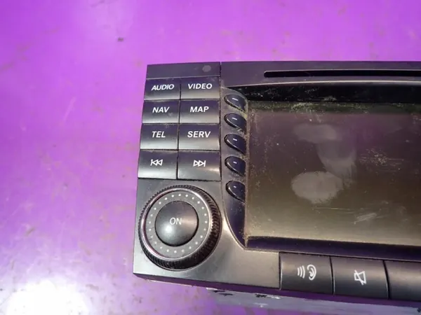 Rádio CD Nav Mercedes OEM Zawada-374791- Usado image 5