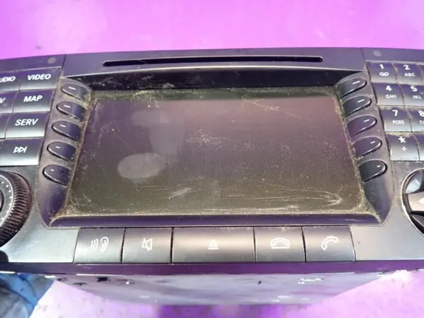 Rádio CD Nav Mercedes OEM Zawada-374791- Usado image 6