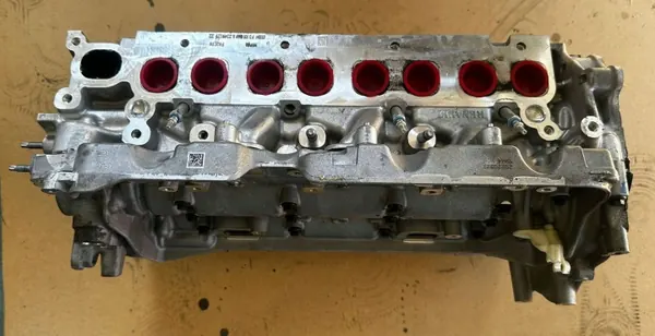 OEM 130C05382R Couvercle Arbres à Cames & Culasse Renault image 3