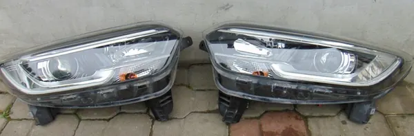 Vasen Ajovalo LED Renault Kadjar Lift 260602051R image 10