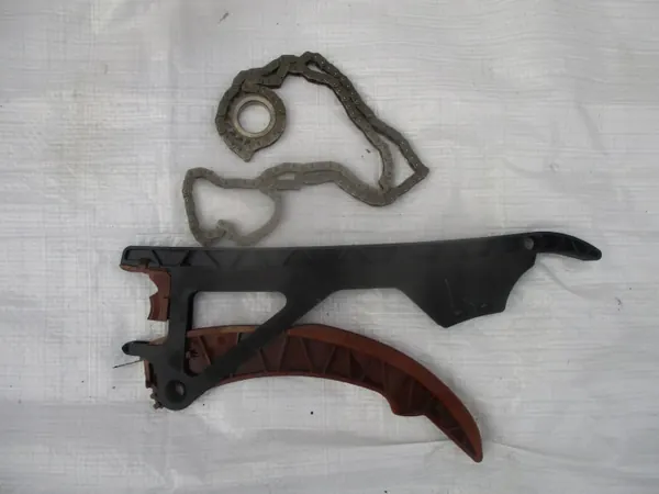 Distributieketting Glijplaat OEM 7584653 BMW image 2