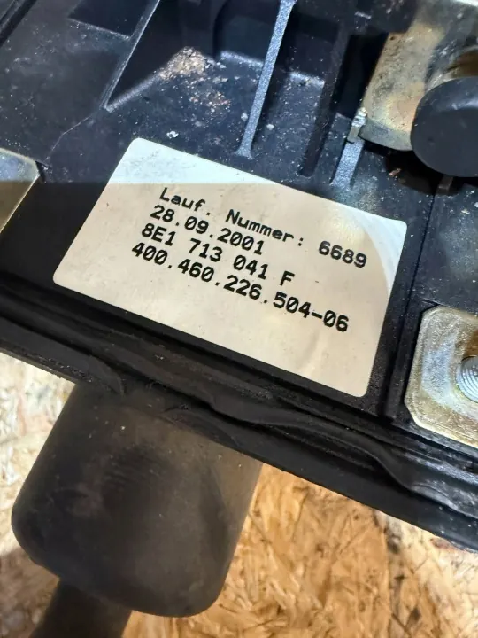 Selector de Marchas Audi A4 B6 3.0 ASN Avant OEM 8E1713111F image 8