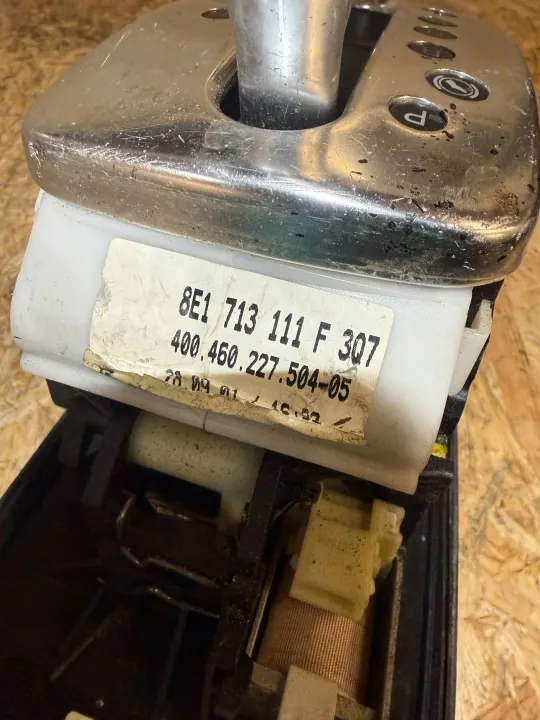 Selector de Marchas Audi A4 B6 3.0 ASN Avant OEM 8E1713111F image 9