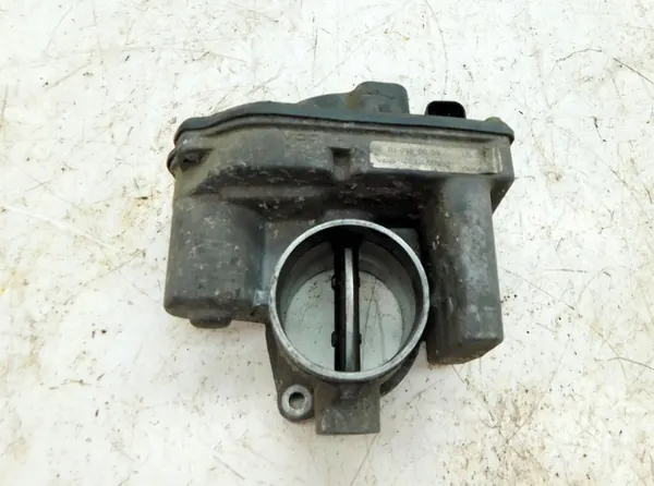 Mercedes C-klass W202 Spjällhus OEM 1110980009 image 3