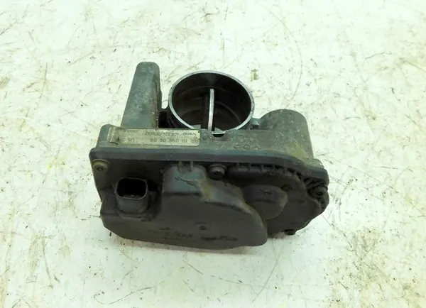 Mercedes C-klass W202 Spjällhus OEM 1110980009 image 5