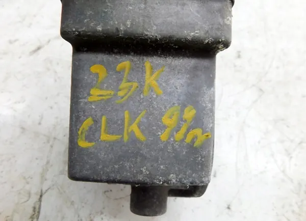 Mercedes C-klass W202 Spjällhus OEM 1110980009 image 7