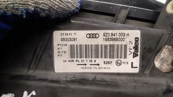 AUDI A2 Faro Izquierdo 8Z0941003H image 3