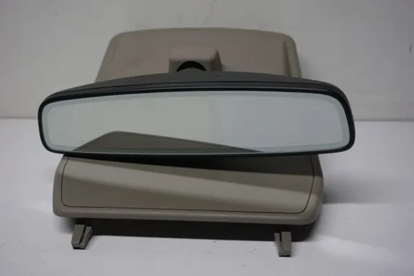 VW Multivan T7 Taustapeili OEM 7T0868437 image 2