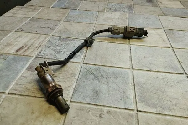 Lambda Sensor TOYOTA AURIS 1.6L 2008 image 2